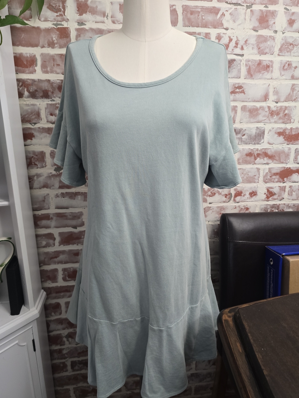 Casual Scoop Neck Ruffle Sleeve Dress - Light Sage Sz Small